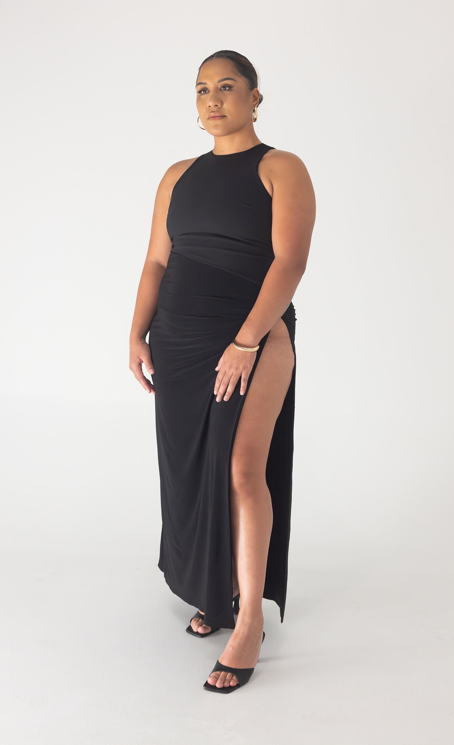 Come closer Sculpted split maxi
